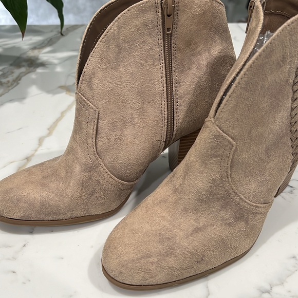 NWT Lane Bryant Ankle Boots & Booties Size 40W - Picture 5 of 9